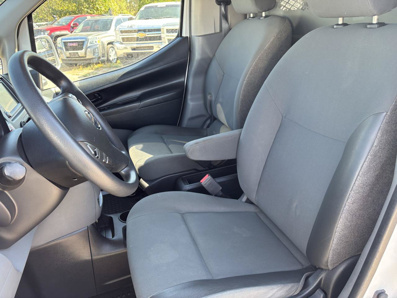 Used 2020 Nissan NV200 SV w/ Back Door Glass Package FWD image 10