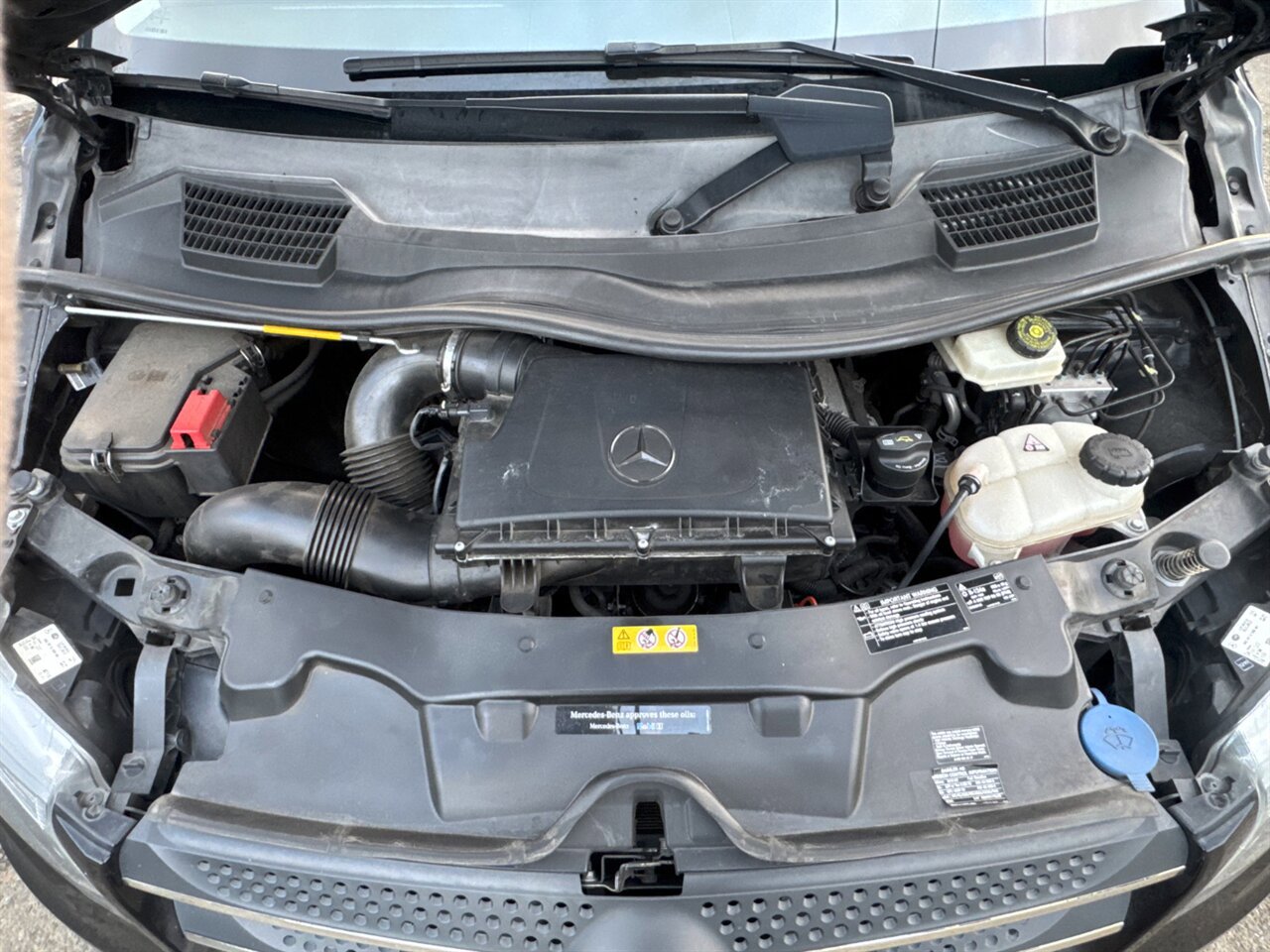 Used 2018 Mercedes-Benz Metris Passenger image 27