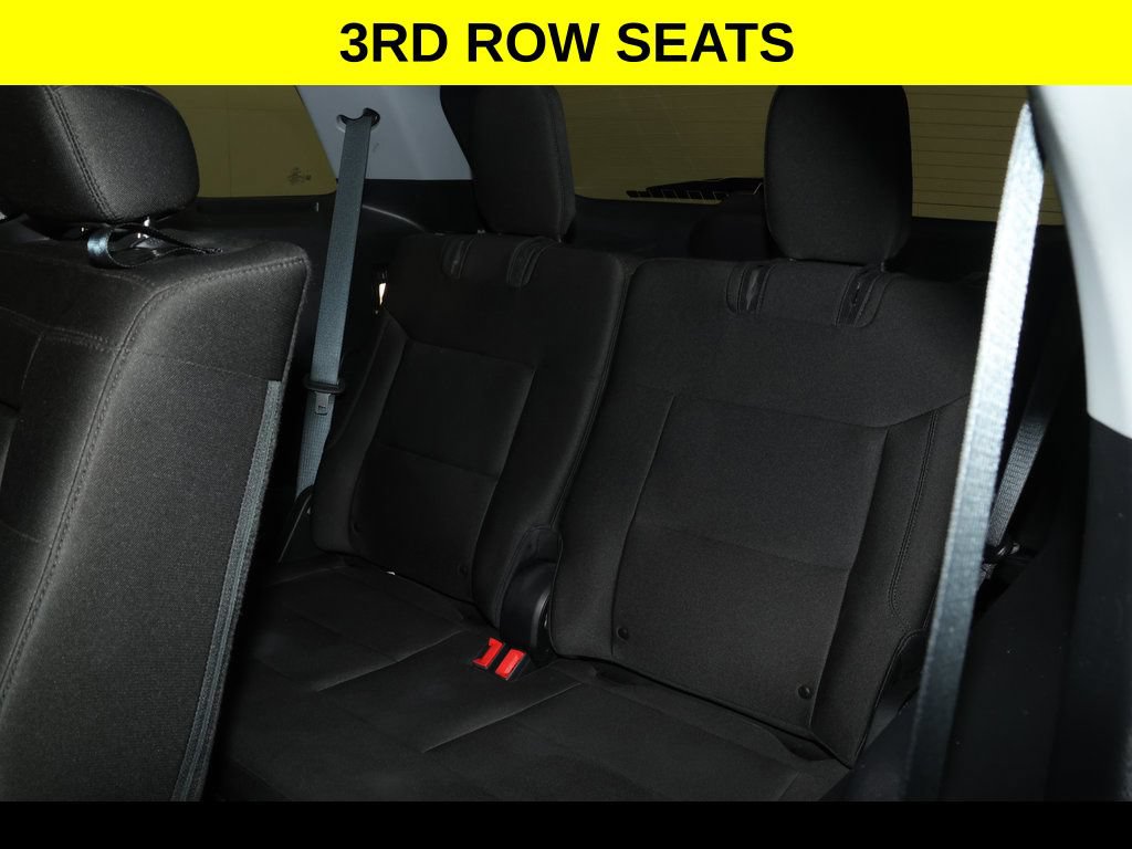 Used 2022 Ford Explorer XLT AWD/4WD image 5
