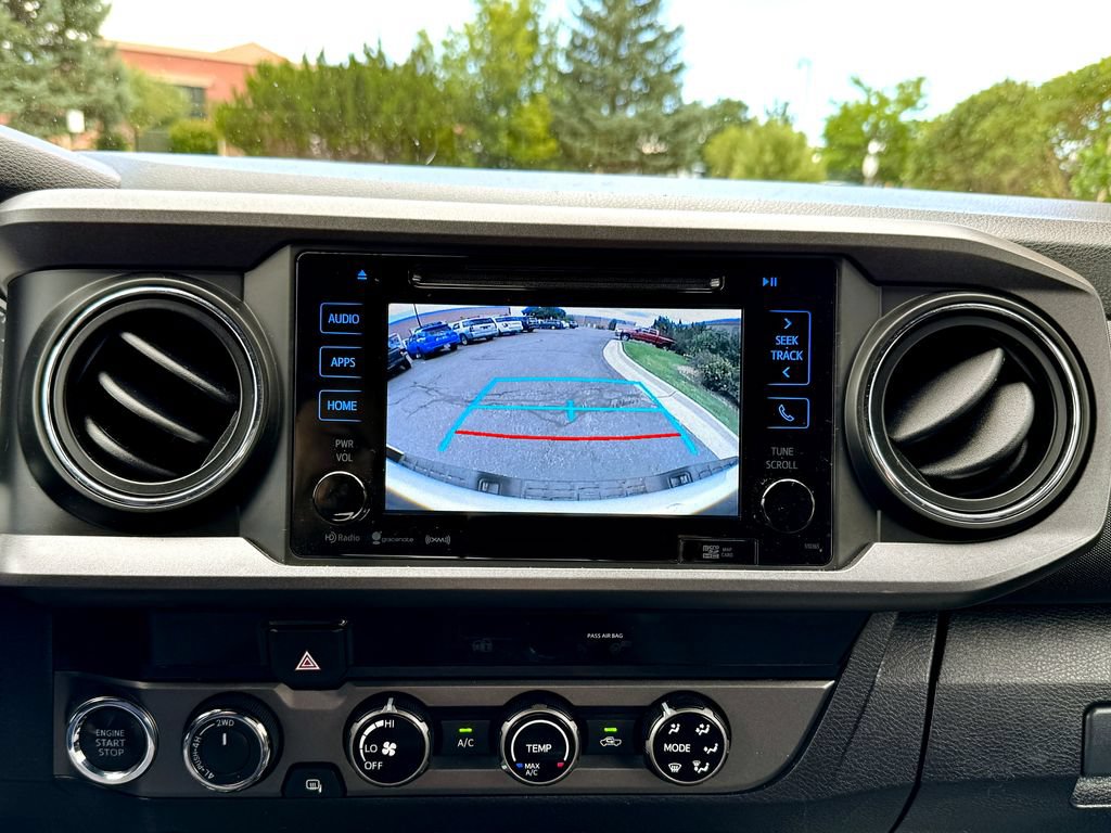 Used 2018 Toyota Tacoma TRD Off-Road w/ Technology Package AWD/4WD image 30