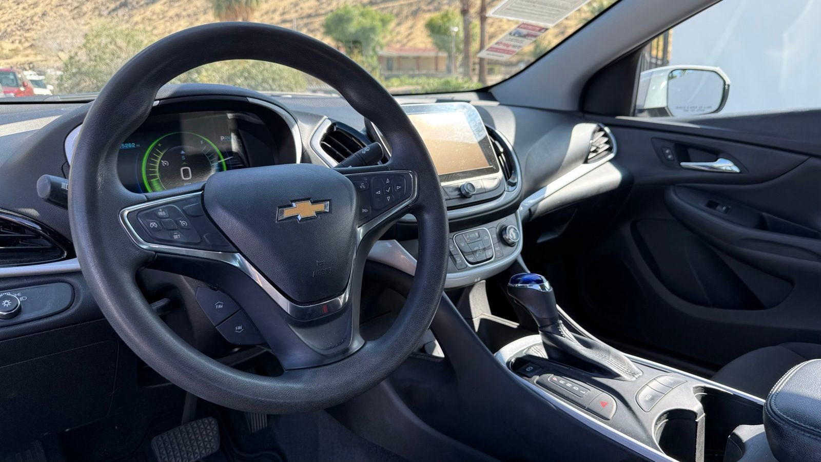 Used 2018 Chevrolet Volt LT FWD image 4