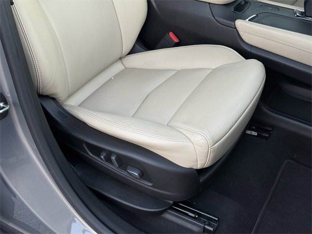 Used 2017 Cadillac XT5 Luxury image 18