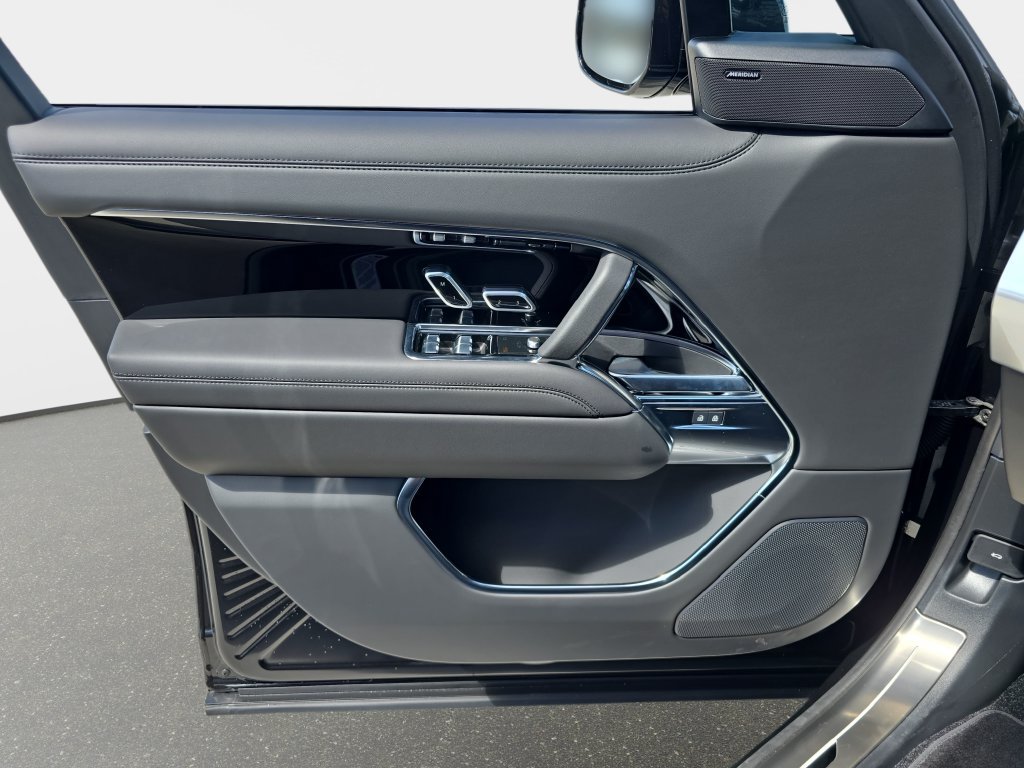 New 2026 Land Rover Range Rover SE AWD/4WD image 28