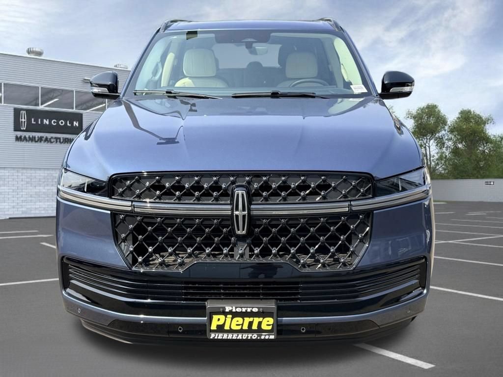 New 2027 Lincoln Navigator Reserve w/ Jet Appearance Package AWD/4WD image 5