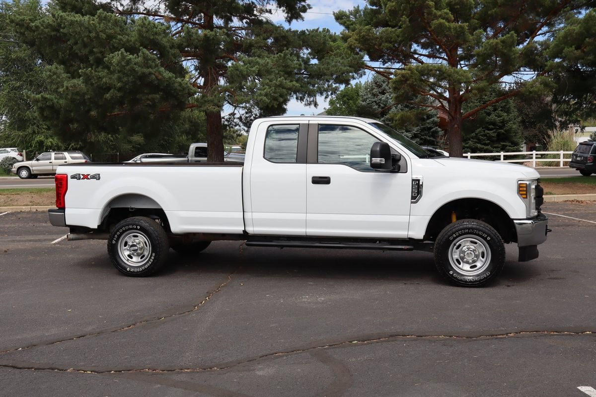 Used 2018 Ford F250 XL w/ Power Equipment Group AWD/4WD image 3