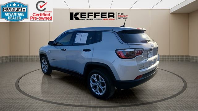 Certified 2024 Jeep Compass Sport image 3