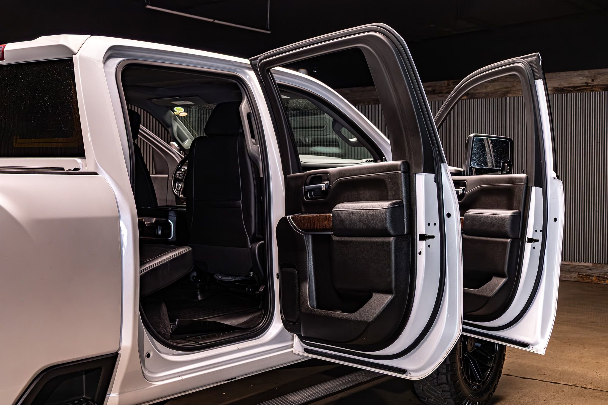 Used 2022 GMC Sierra 2500 Denali w/ Denali Ultimate Package image 34