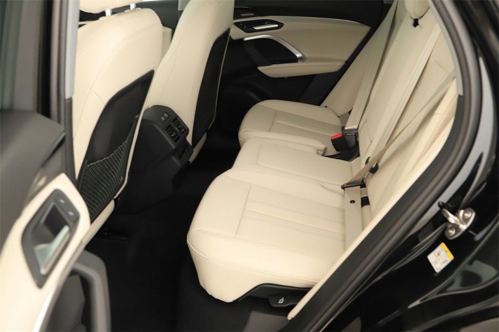 New 2025 Audi Q5 Premium Plus image 27
