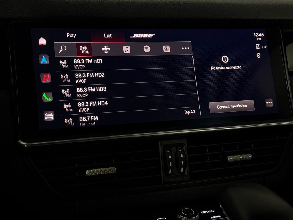 Used 2023 Porsche Cayenne S image 19