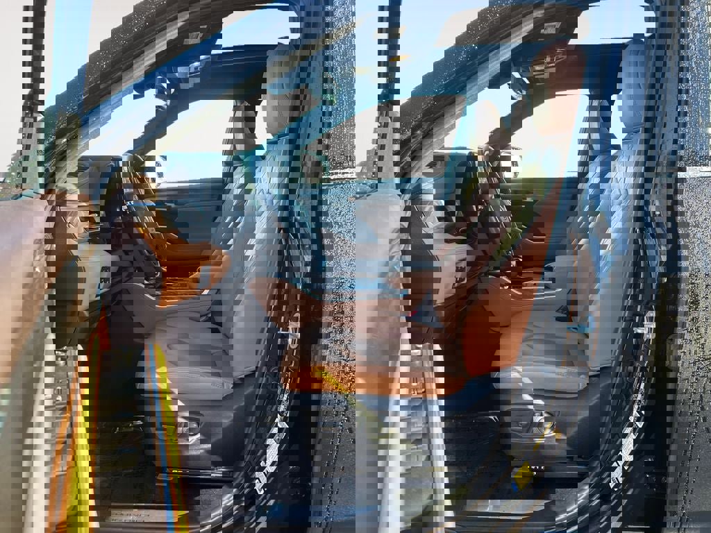 Used 2020 Toyota Highlander Platinum image 15