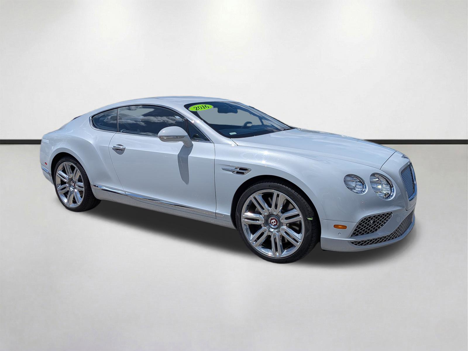 Used 2016 Bentley Continental GT image 1