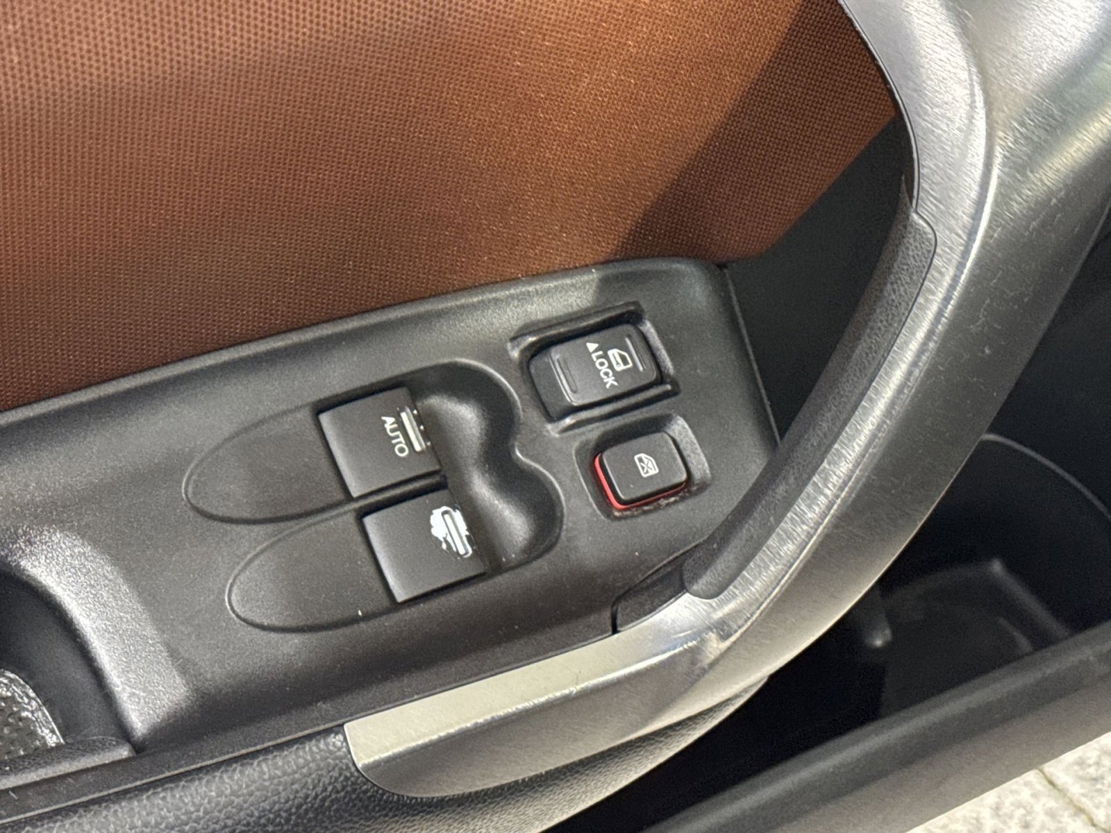 Used 2016 Honda CR-Z EX image 19