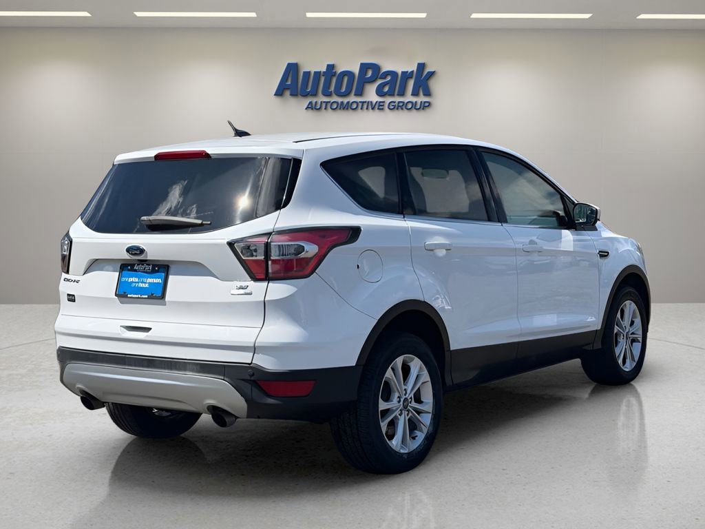 Used 2017 Ford Escape SE AWD/4WD image 7