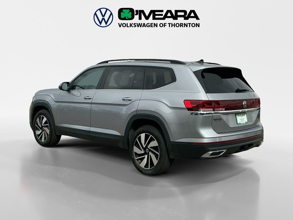Used 2025 Volkswagen Atlas SE image 3