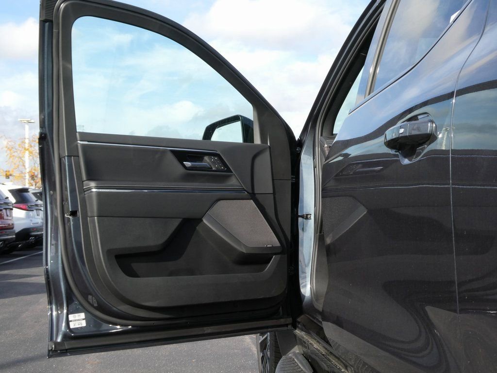 New 2026 GMC Sierra EV Denali AWD/4WD image 27