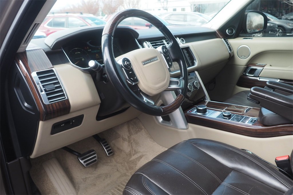 Used 2013 Land Rover Range Rover Supercharged image 17