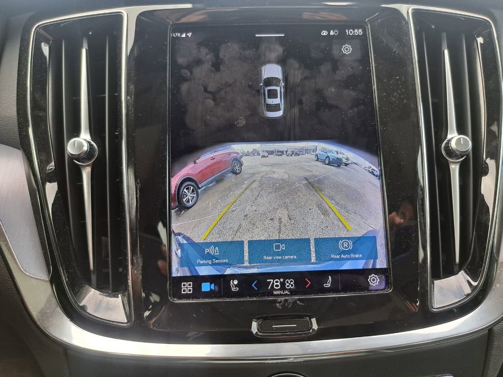 Used 2024 Volvo S60 B5 Core image 11