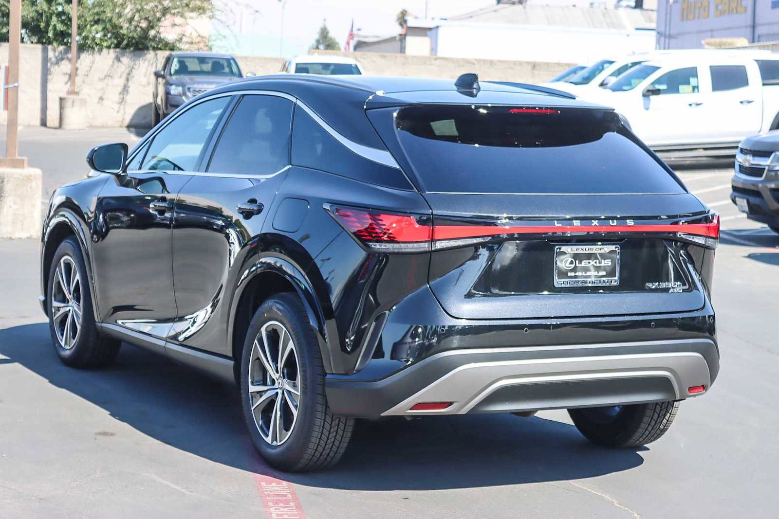 Certified 2024 Lexus RX 350h image 2