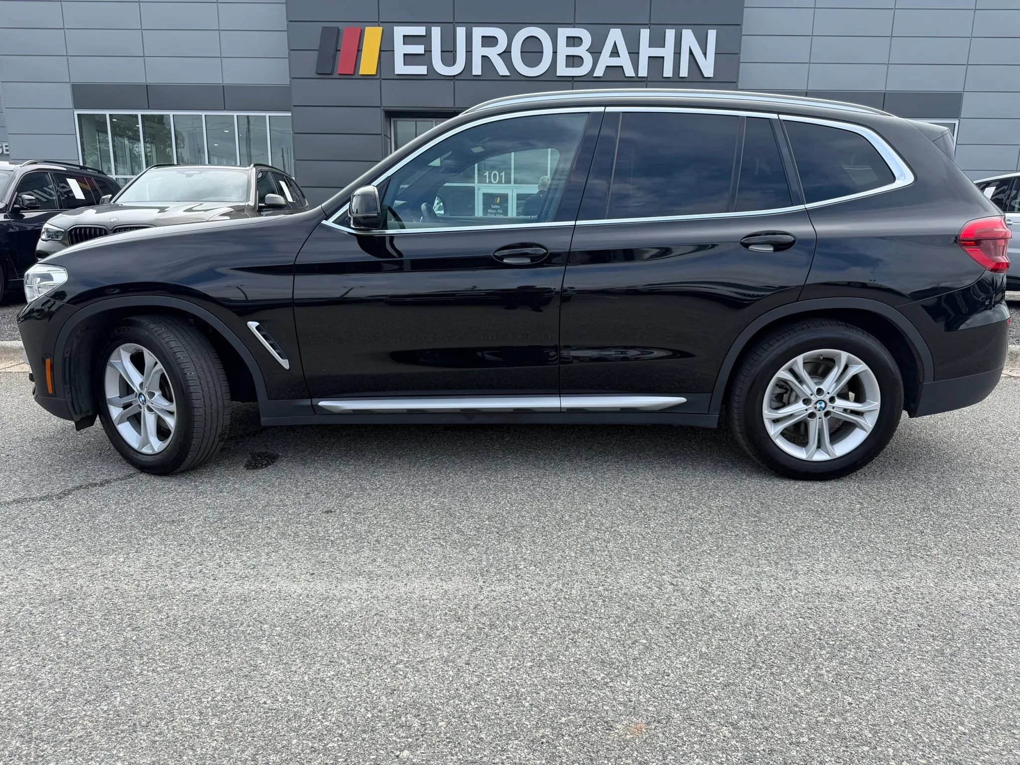 Used 2020 BMW X3 xDrive30i AWD/4WD image 2