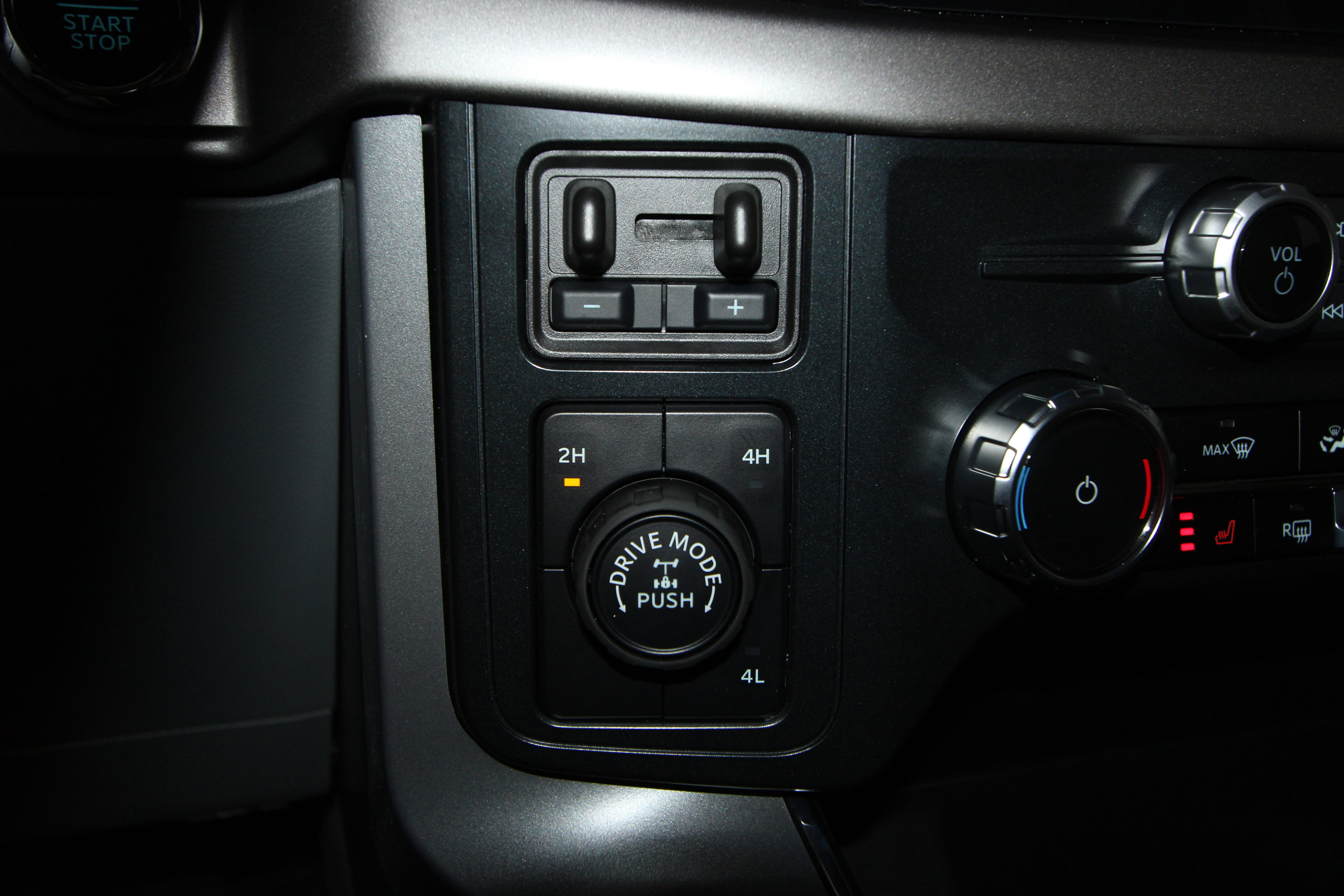 New 2026 Ford F150 XLT image 13