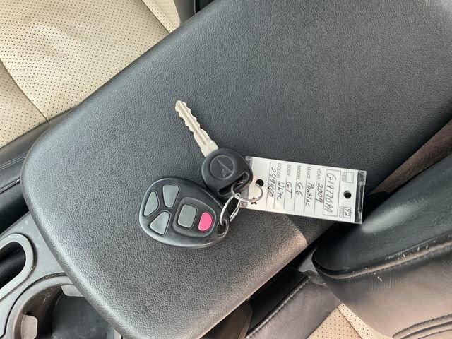 Used 2009 Pontiac G6 GT w/ Sun And Sound Plus Package image 21