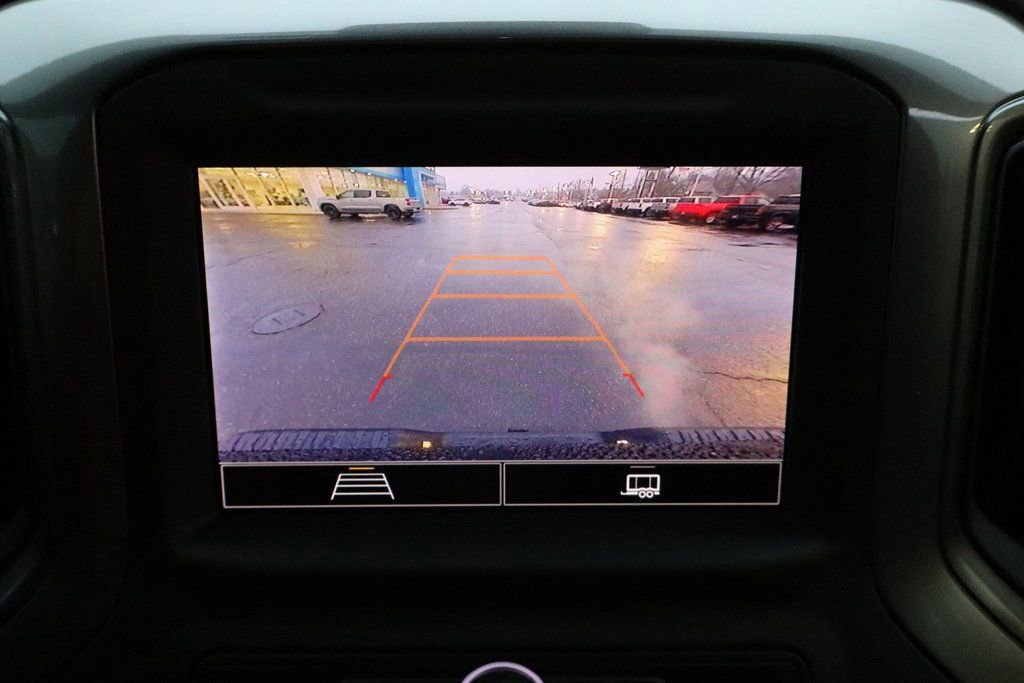 Used 2025 Chevrolet Silverado 2500 Custom w/ Custom Value Package image 8