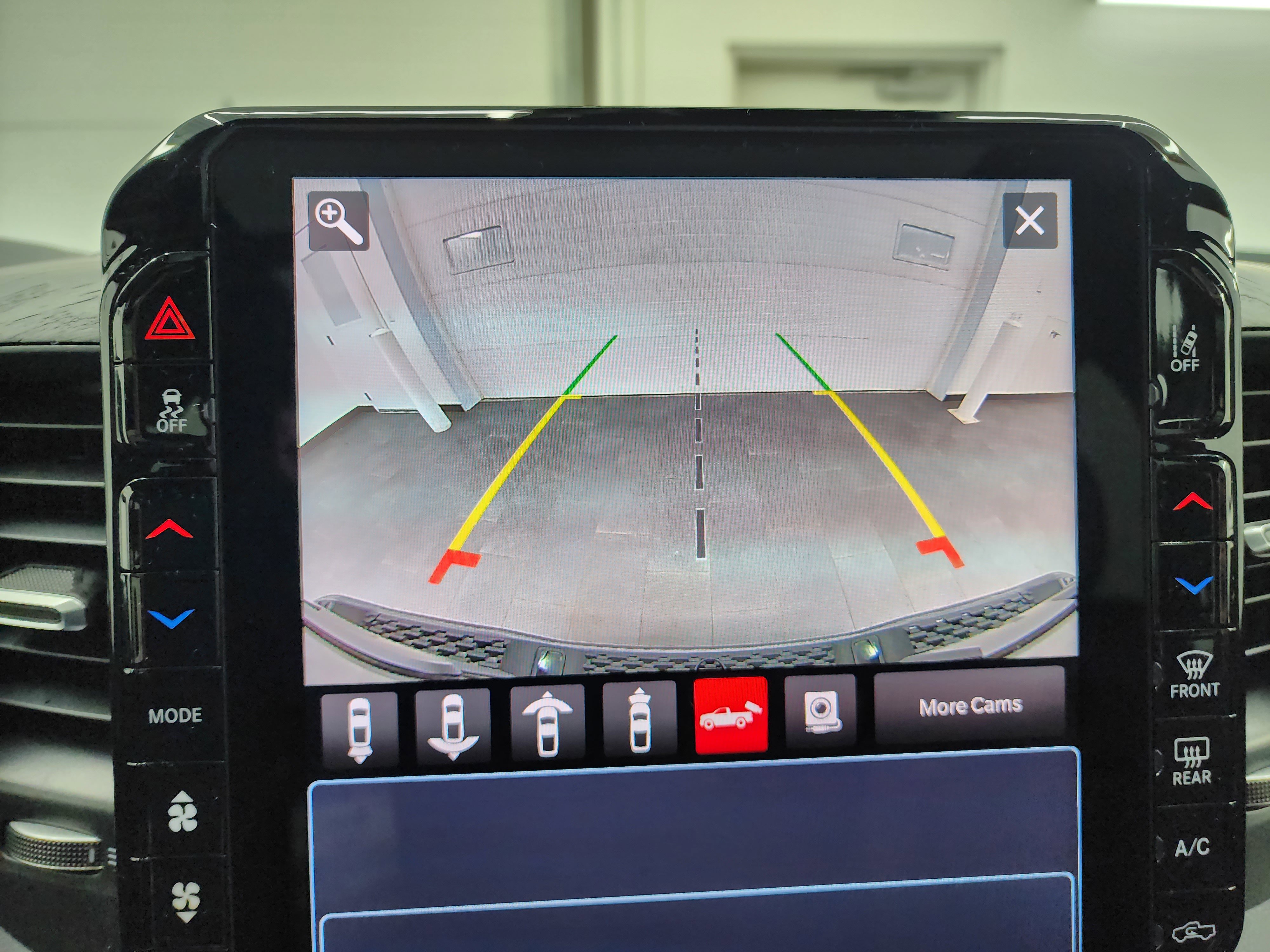 Used 2025 RAM 1500 Limited image 62