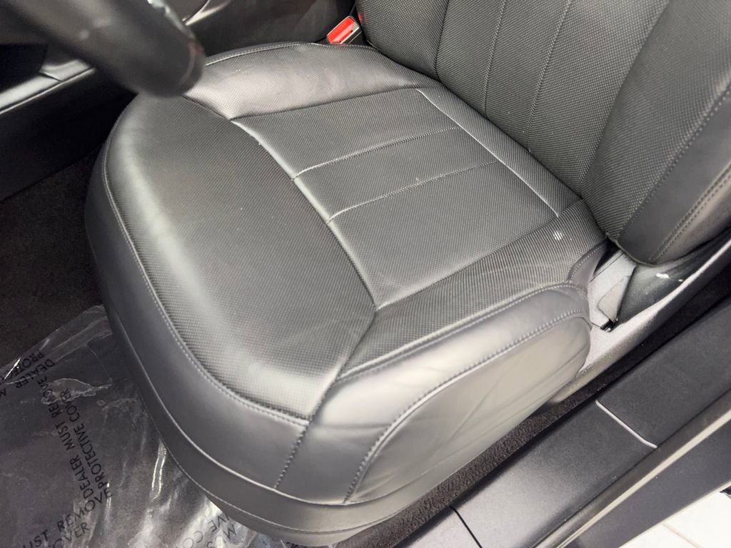 Used 2024 Land Rover Range Rover Sport SE image 27