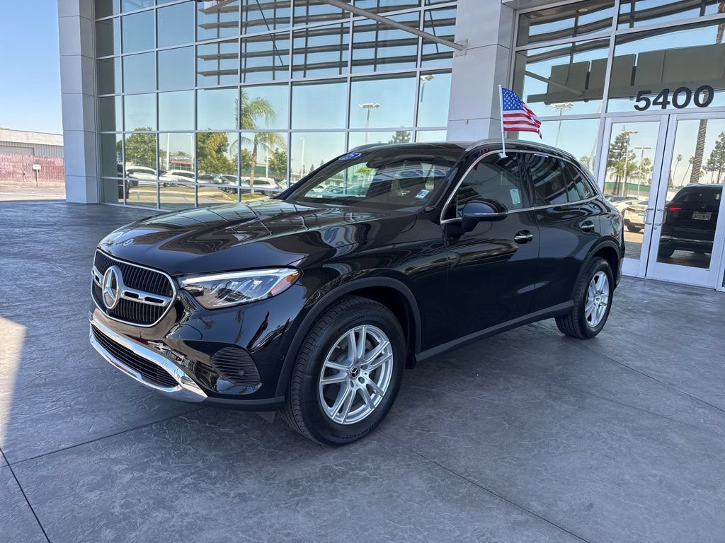 Used 2025 Mercedes-Benz GLC 300