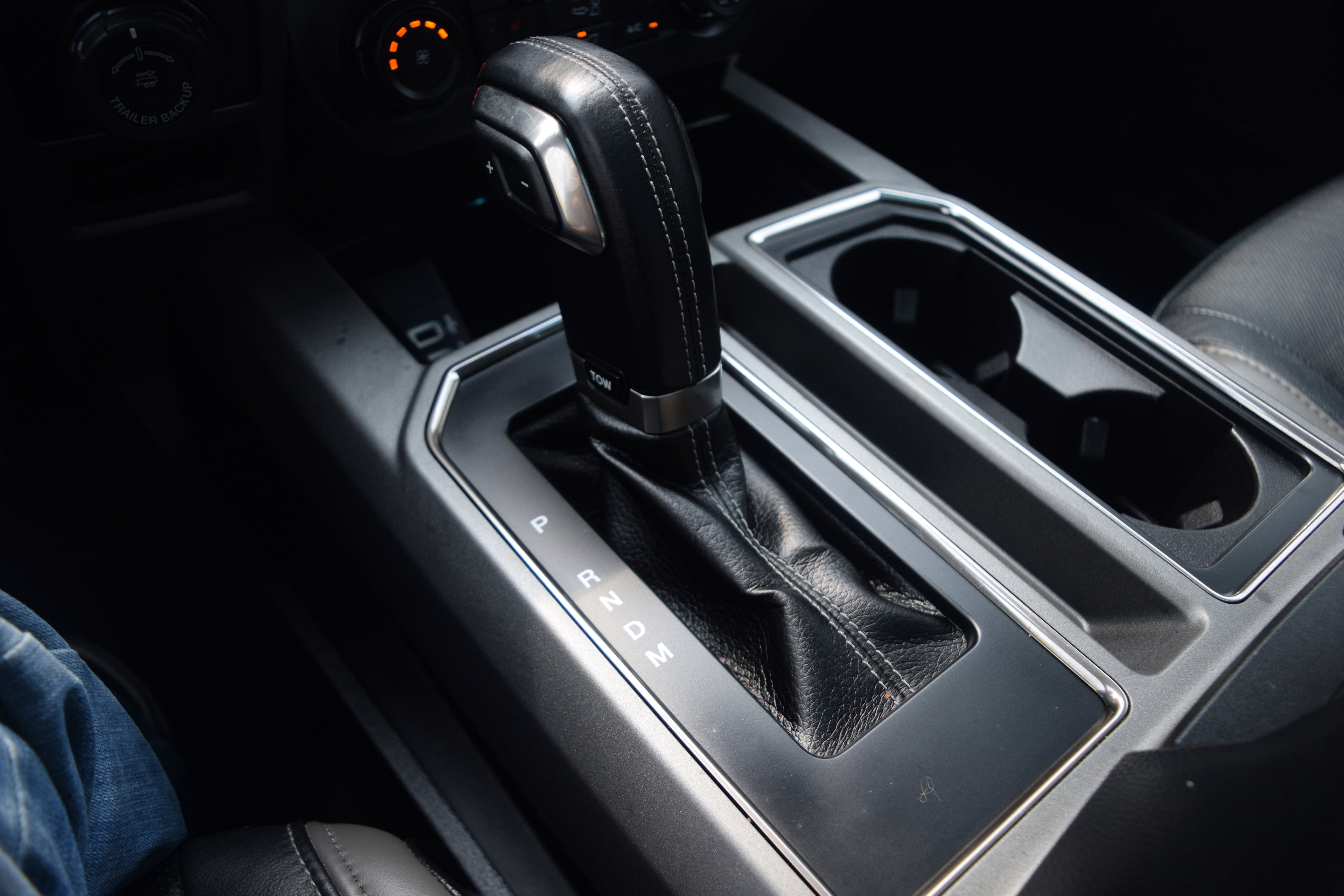 Used 2017 Ford F150 Raptor w/ Equipment Group 801A Mid image 11