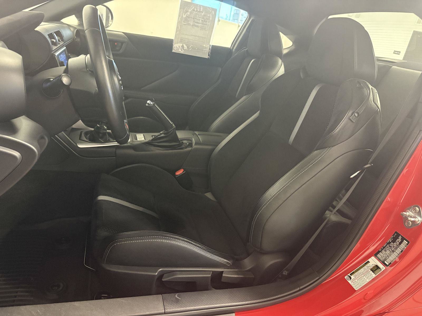 Used 2022 Toyota GR86 Premium w/ ALL Weather Mat Package (TMS) RWD image 14