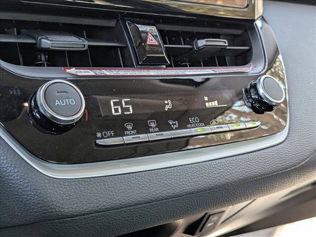 Used 2025 Toyota Corolla LE image 7