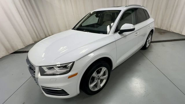 Used 2020 Audi Q5 2.0T Premium Plus w/ Premium Plus Package AWD/4WD image 4