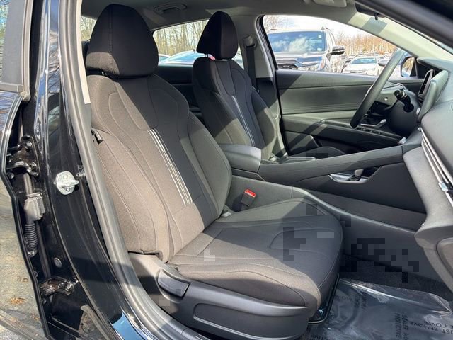 Certified 2023 Hyundai Elantra SEL image 9