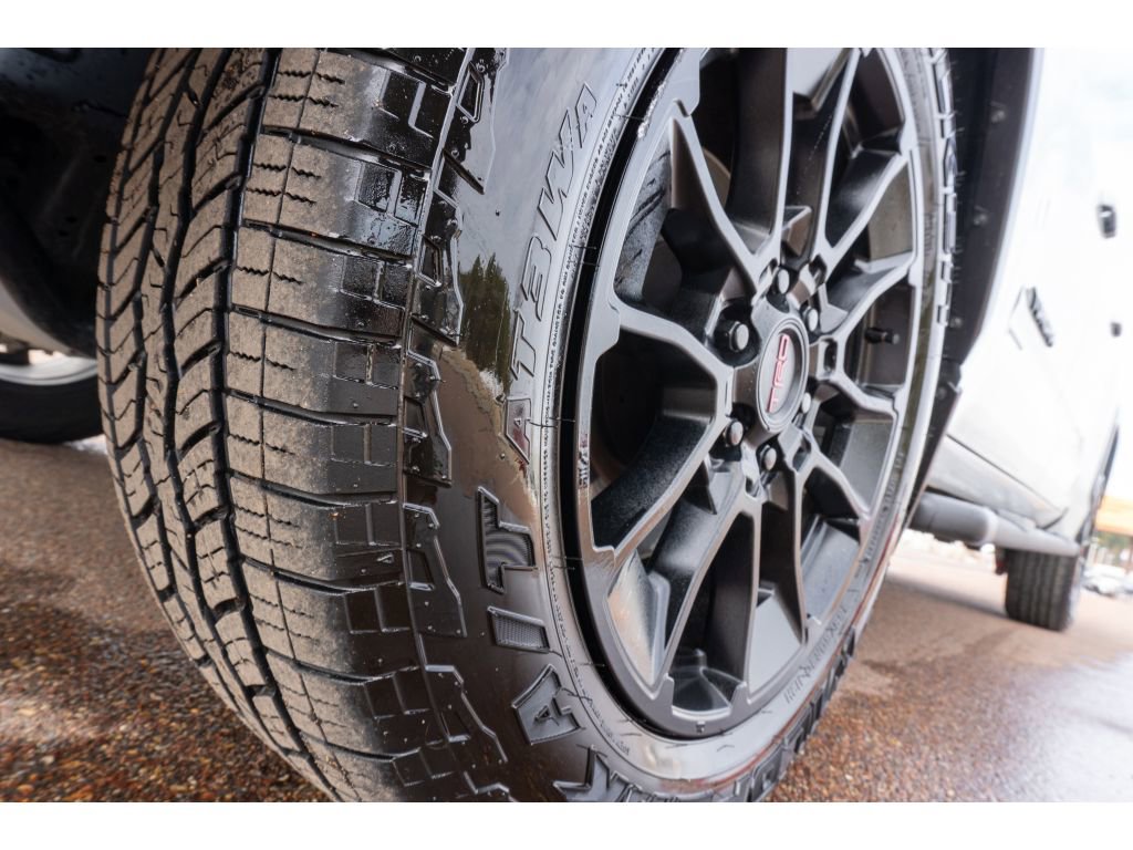 Used 2025 Toyota Tundra Limited image 9