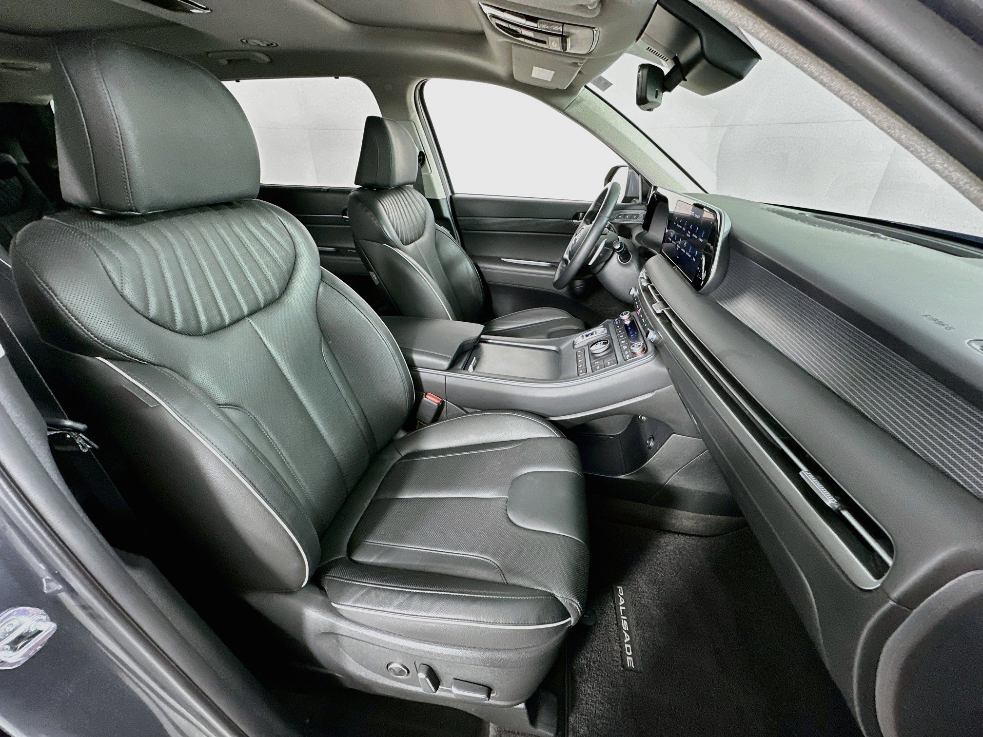 Used 2023 Hyundai Palisade Limited FWD image 31