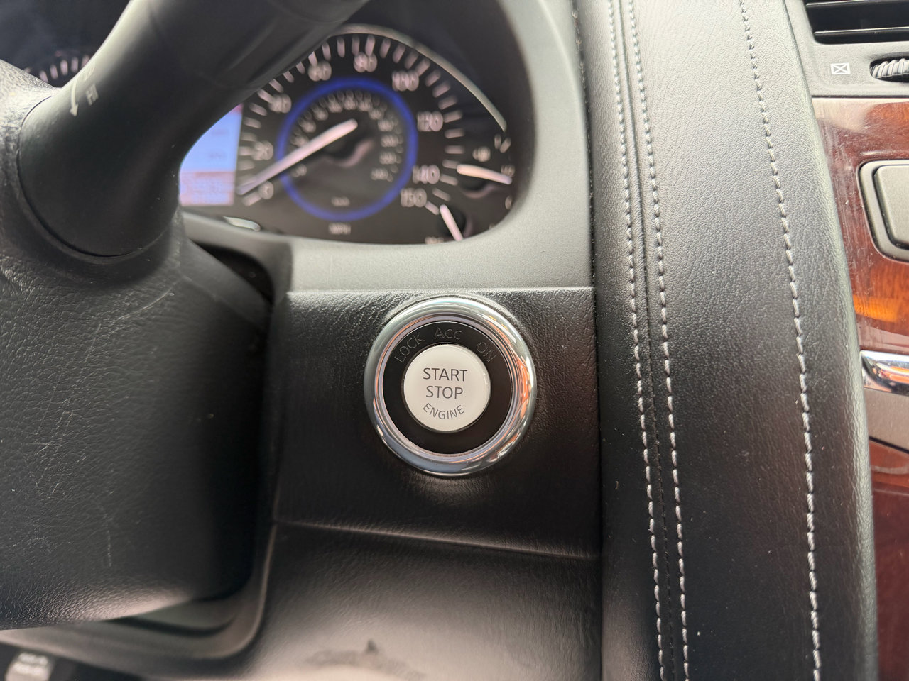 Used 2016 INFINITI QX80 Limited image 28