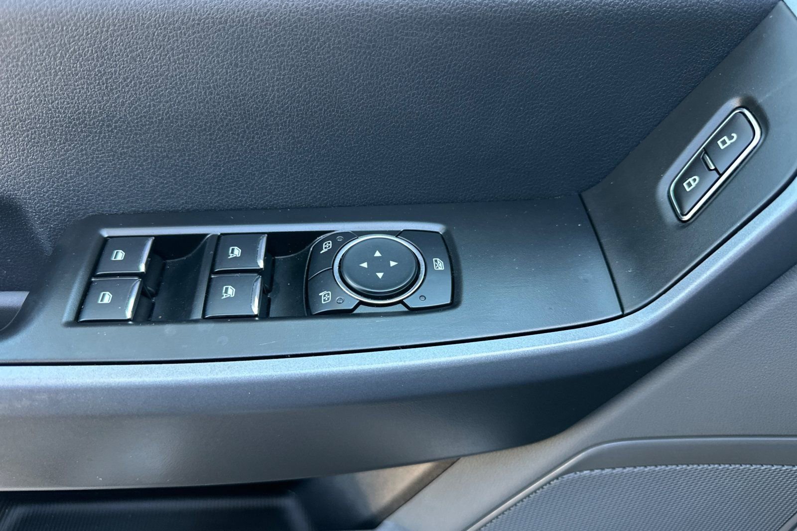 Certified 2024 Ford F350 XLT image 10