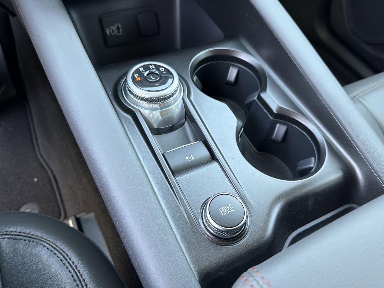 New 2026 Ford Explorer Active w/ Active Comfort Package image 12