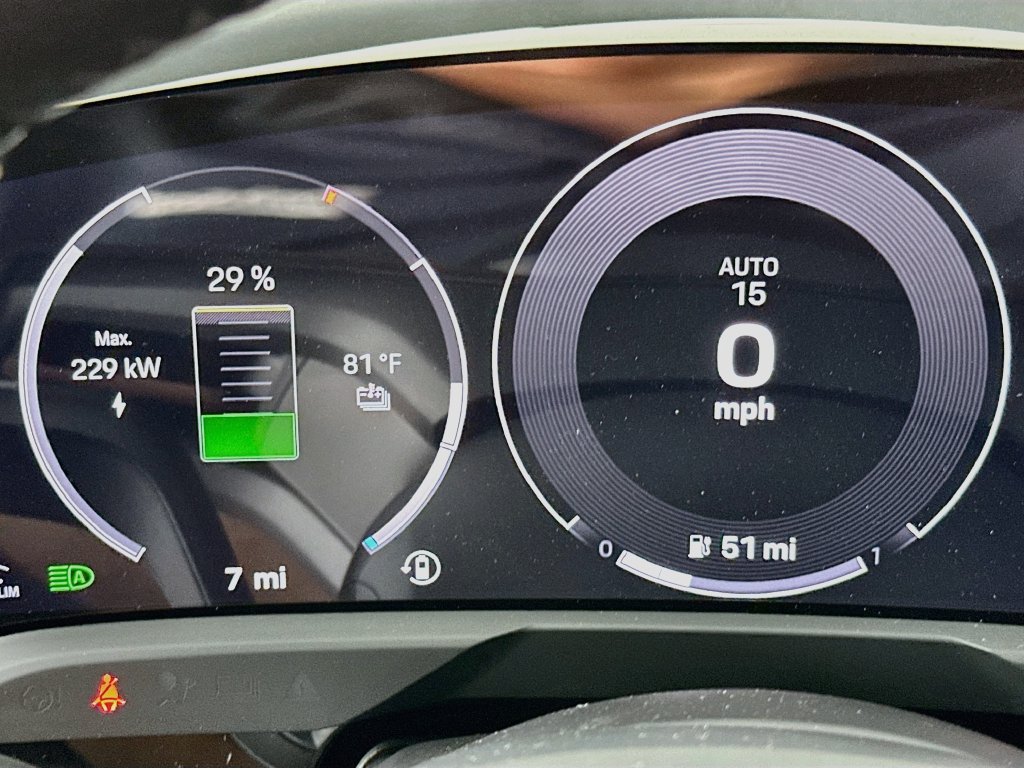 New 2026 Porsche Taycan AWD/4WD image 13