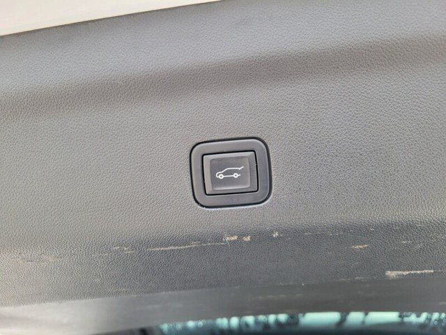 Used 2021 Chevrolet Tahoe LT RWD image 9