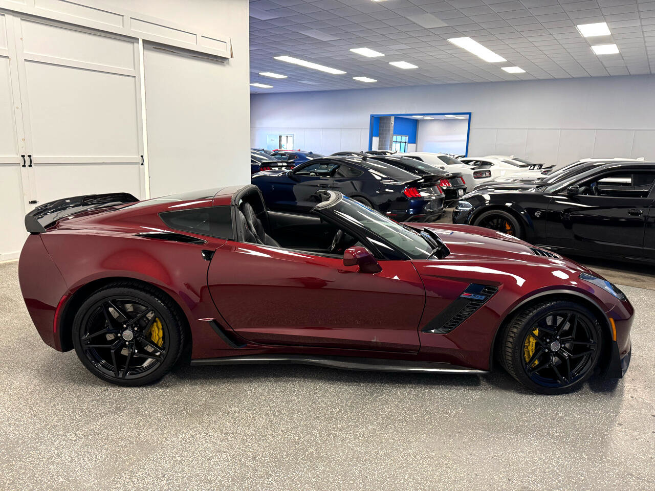 Used 2017 Chevrolet Corvette Z06 w/ Chrome Badge Package image 5
