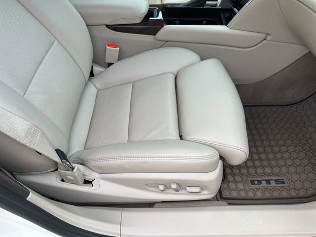 Used 2013 Cadillac XTS Premium FWD image 12