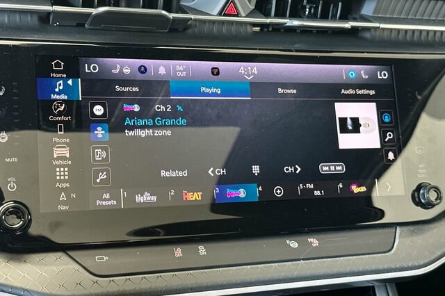 New 2025 Jeep Wagoneer Limited image 14