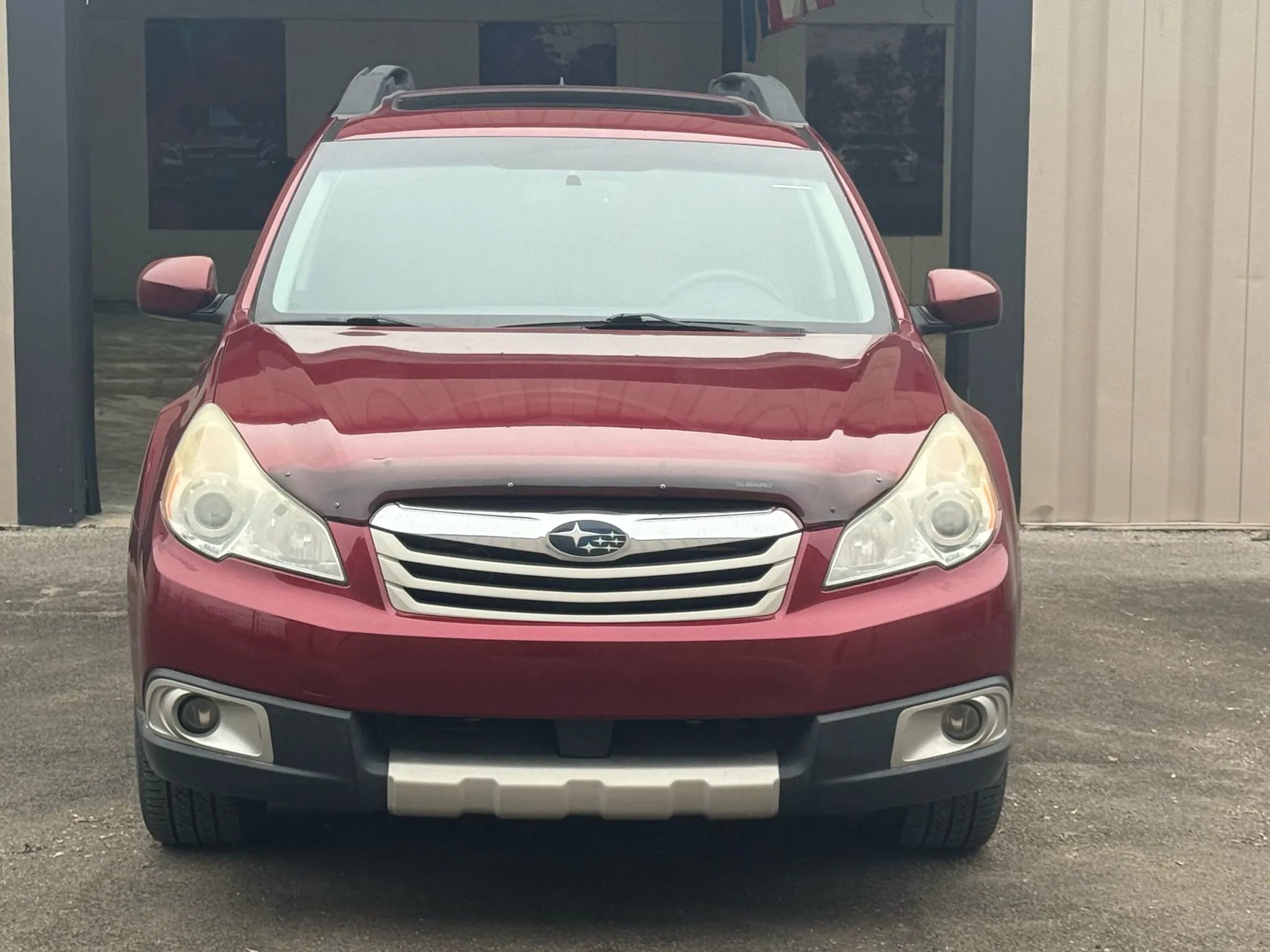 Used 2012 Subaru Outback 2.5i Limited w/ Moonroof Pkg image 2