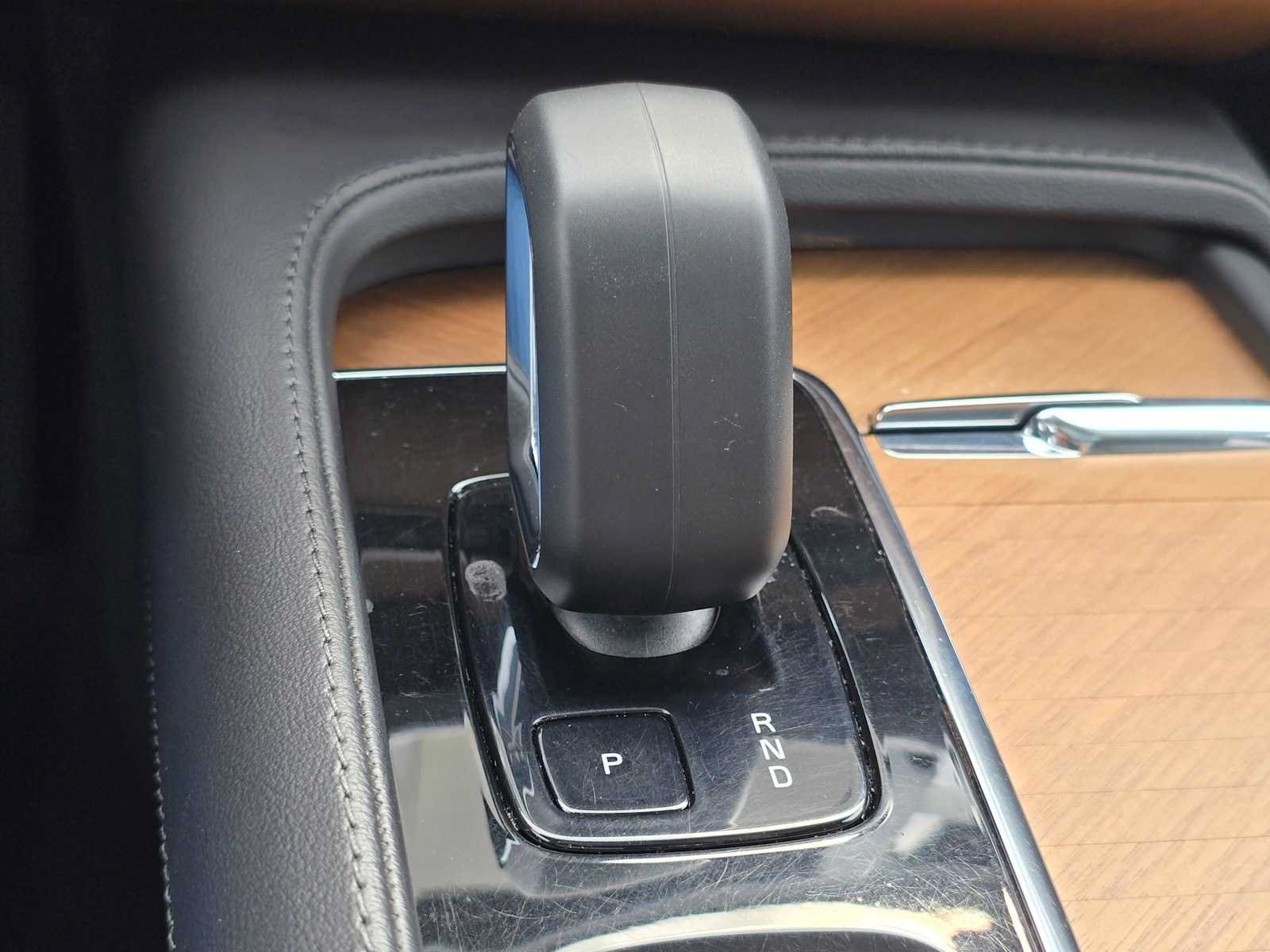 Certified 2023 Volvo XC90 T8 Plus w/ Protection Package Premier AWD/4WD image 32