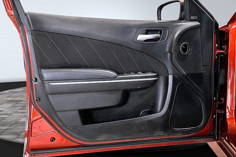 Used 2022 Dodge Charger R/T image 23
