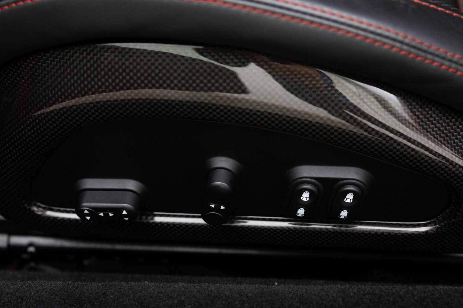 Used 2009 Ferrari 599 GTB Fiorano RWD image 18