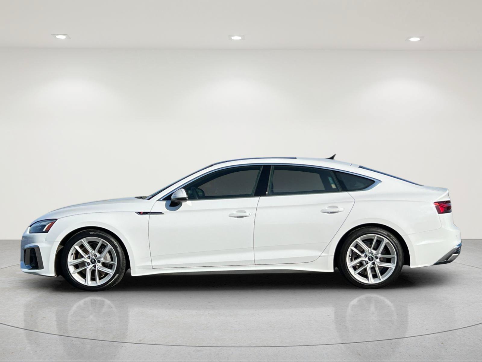 Used 2024 Audi A5 2.0T Premium Plus AWD/4WD image 2