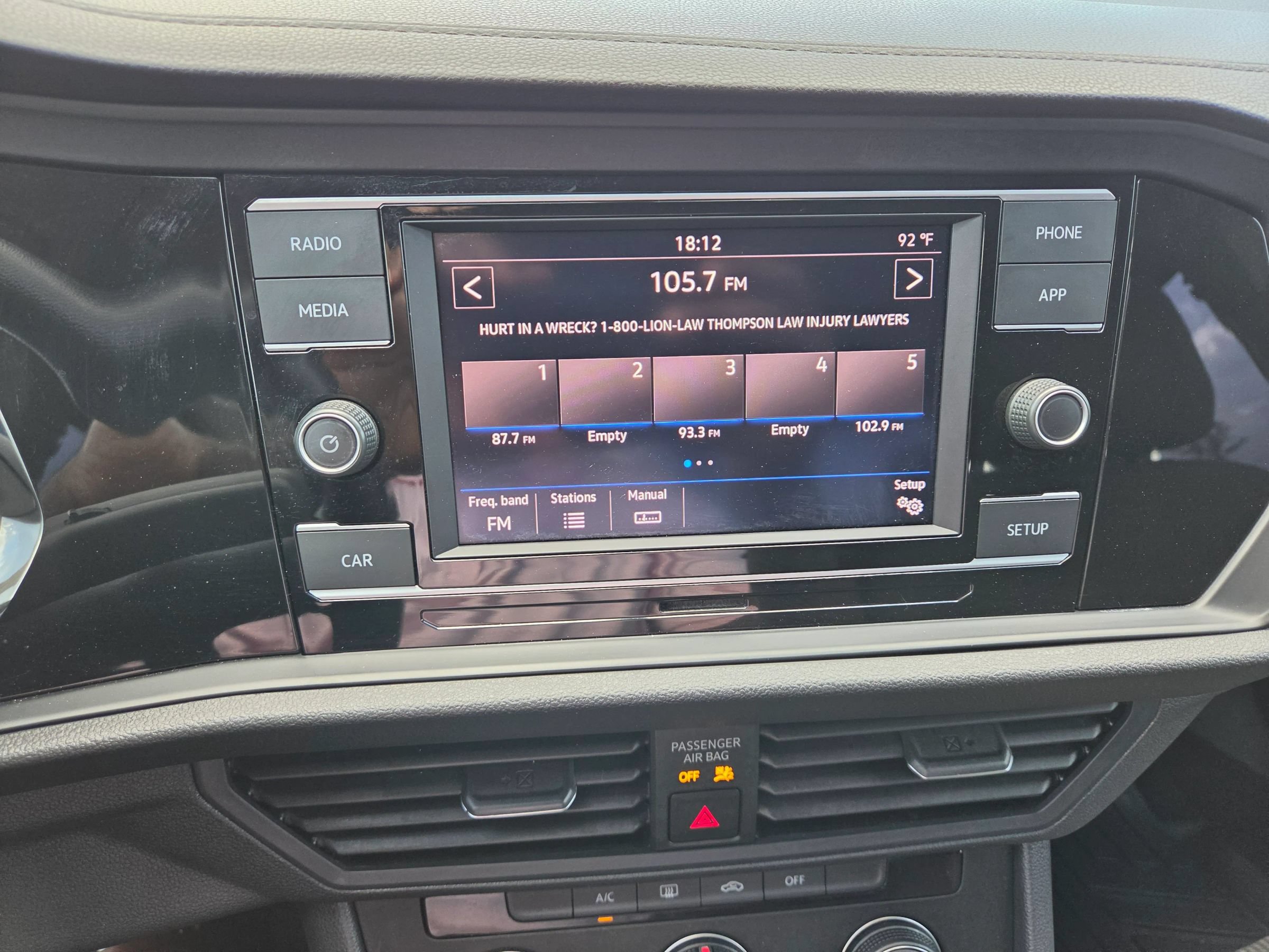 Used 2019 Volkswagen Jetta S w/ Driver Assistance Package FWD image 17